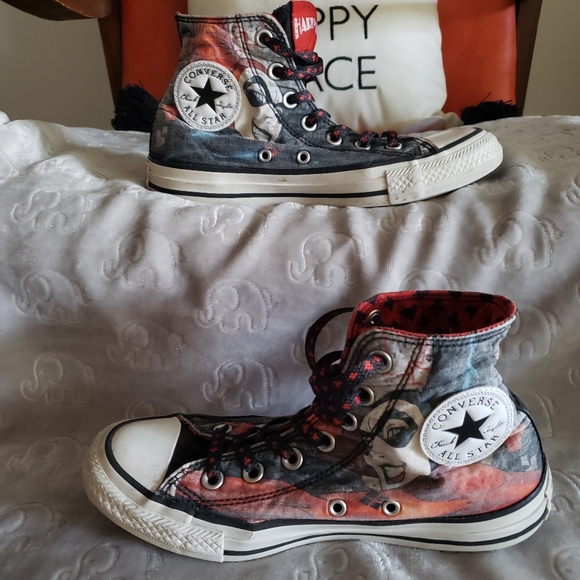 EUC CTAS Classic Chuck Taylor (4.5M / 6.5W) - DC COMICS HARLEY QUINN - Picture 3 of 10